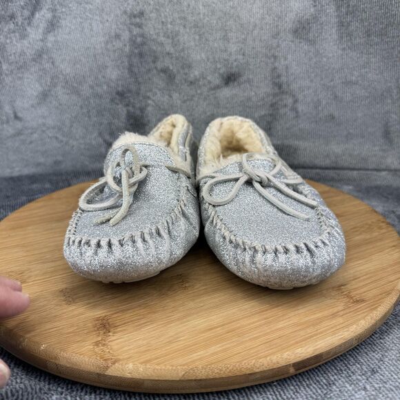 UGG Shoes Womens Size 6 Silver Glitter Moccasin Slippers Shearling W 1100178 - Picture 2 of 11